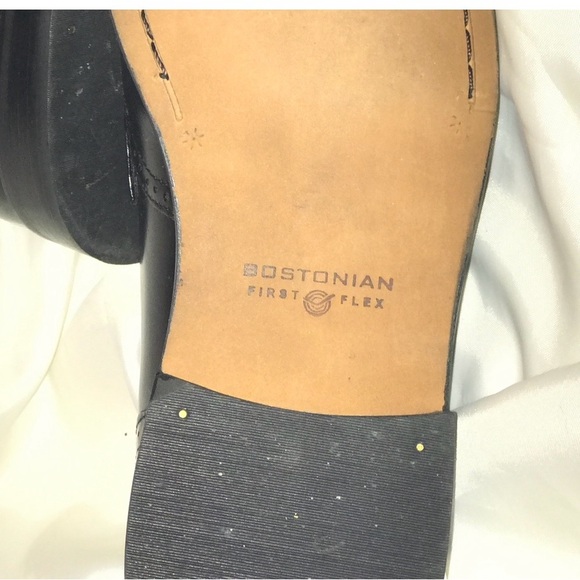 Bostonian Black Patent Leather Kiltie Loafers
